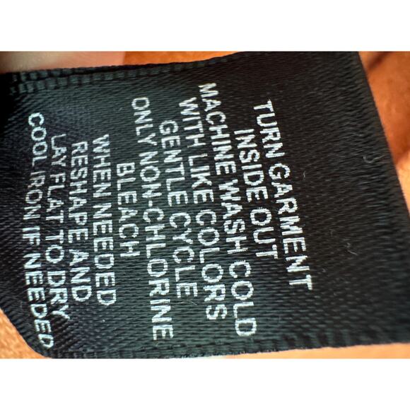 Torrid Everyday Plush Anorak Hooded Cinched Waist Sweater Plus Size 3
Boho - Picture 11 of 14